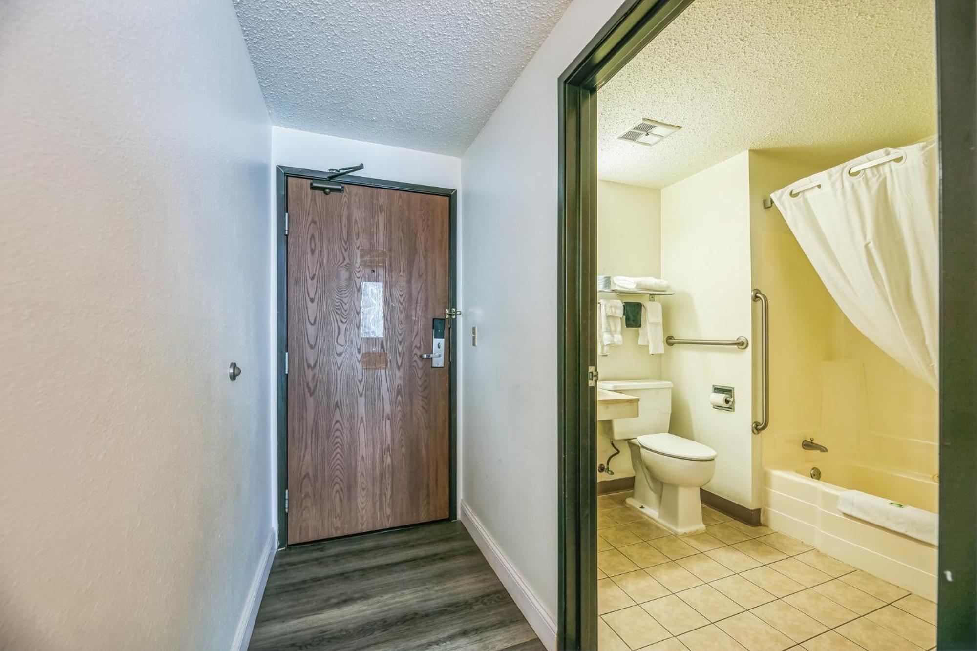 Hotel 8 Fergus Falls 外观 照片