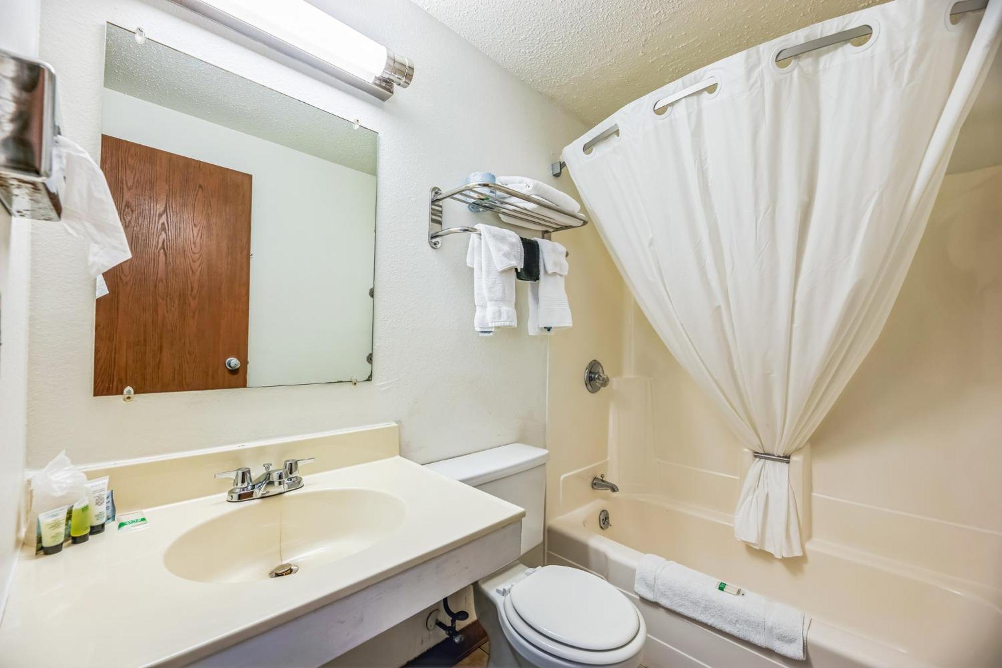 Hotel 8 Fergus Falls 外观 照片